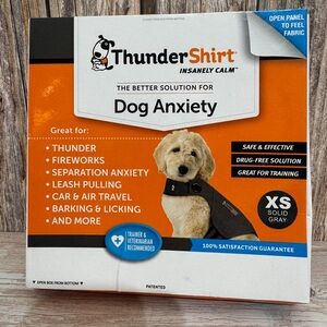 Thundershirt Dog Anxiety Jacket - Solid Gray XS 8-14 Pounds - New in Box.